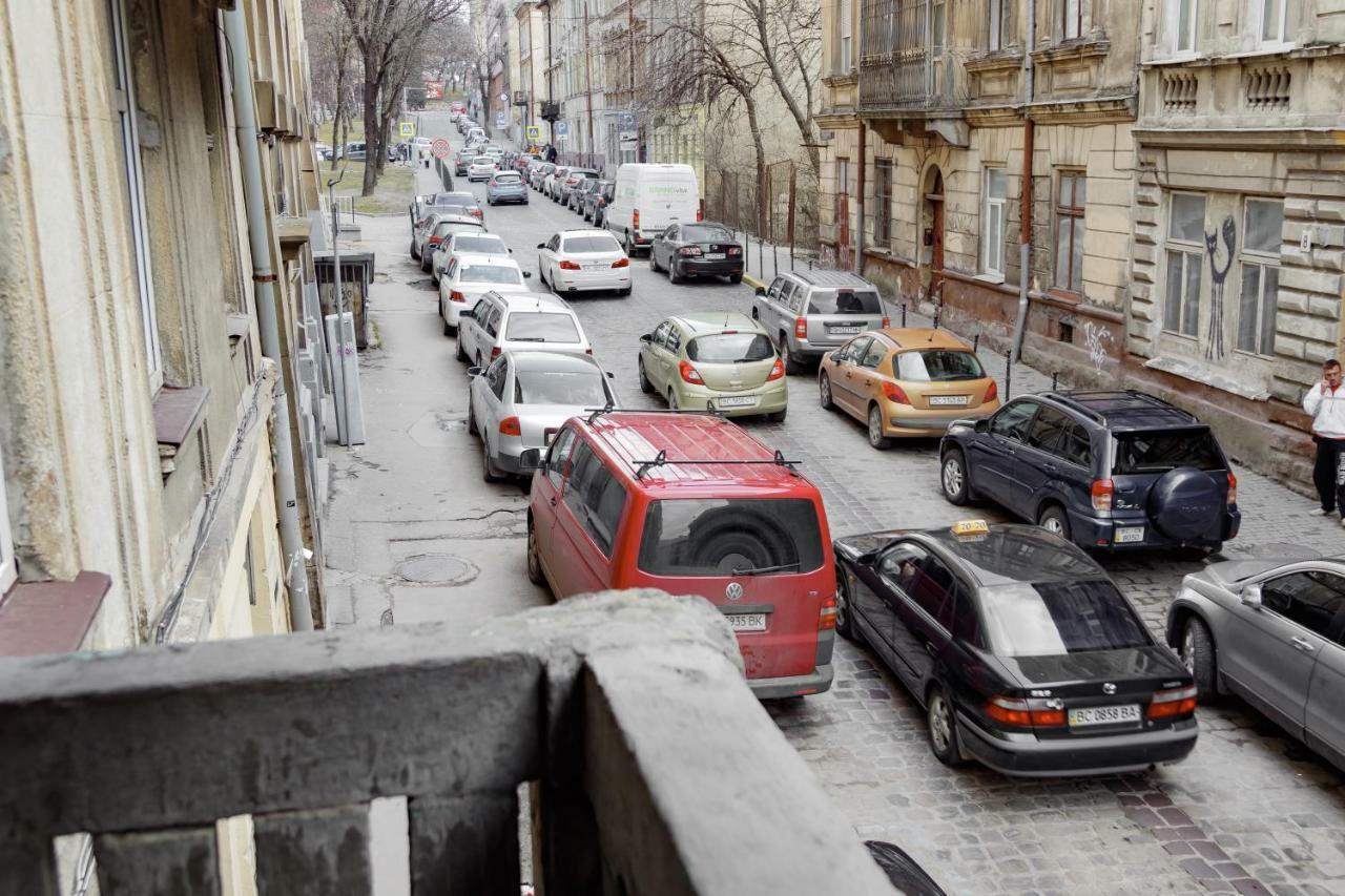 Transitional Havryky Apartment Lviv Exterior photo